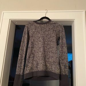 Lululemon Black Fitted Long Sleeve Top, Size 6